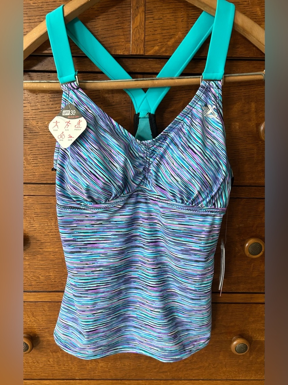 NWT-ZeroXposur Women’s Multicolor Striped Tankini Top-Size 6